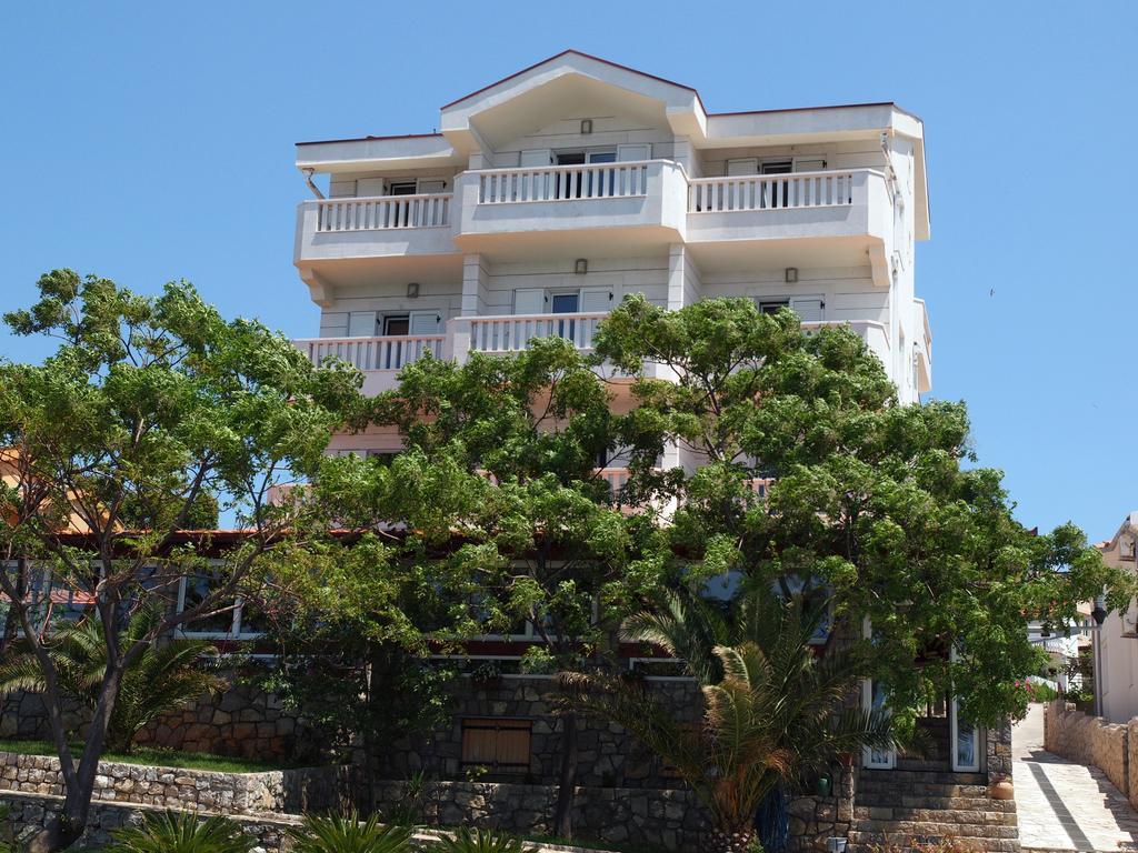 Hotel R Утьеха Экстерьер фото